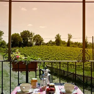 https://il-pino-levane.it-tuscanyhotel.com