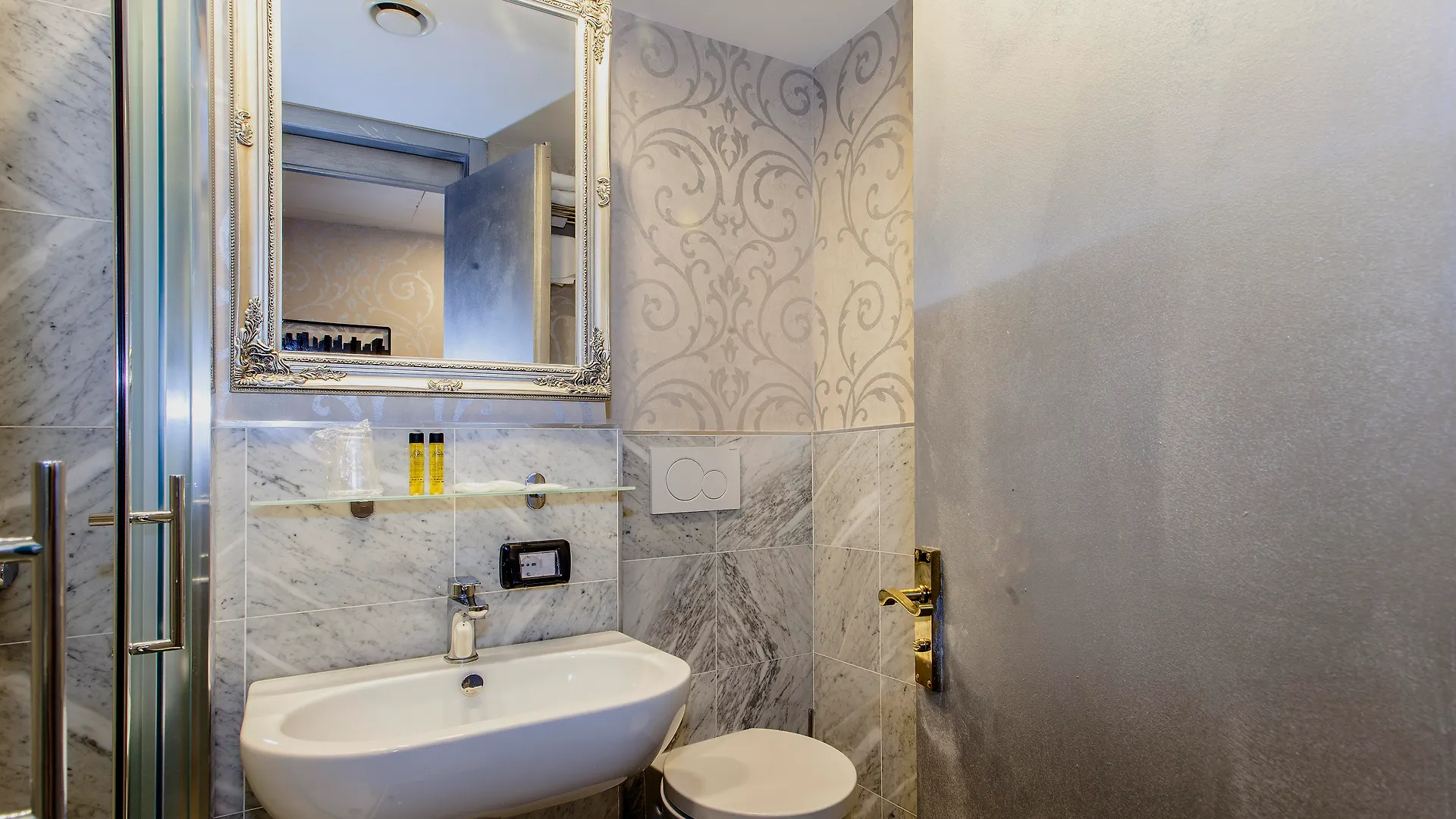 ***  Canova Hotel Milaan Italië